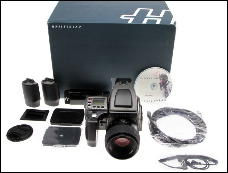 哈苏 Hasselblad H3DII-39 中画幅数码相机（快门：机身37000，镜头15000）