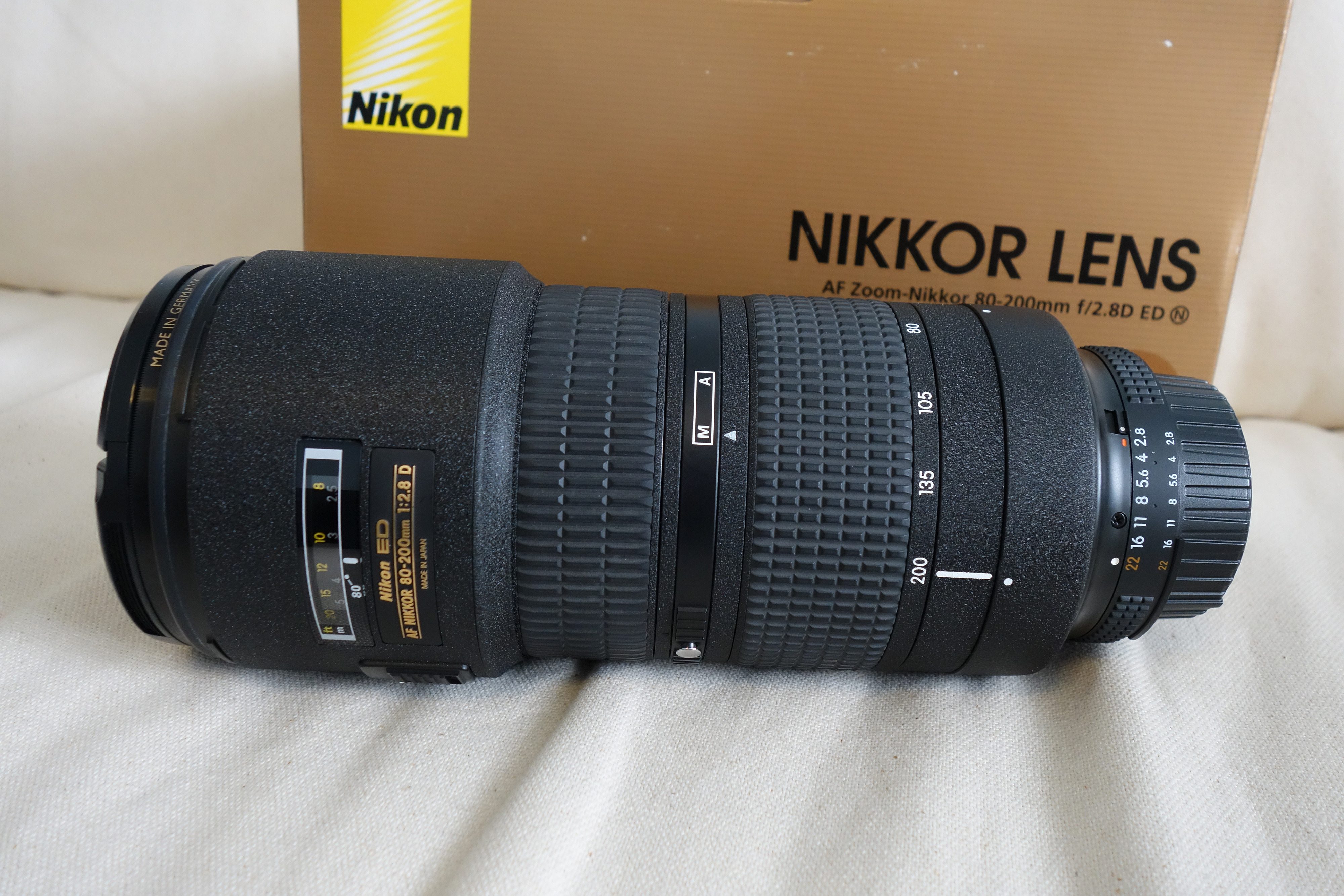  Nikon AF Zoom Nikkor 80-200mm f/2.8D ED (small steel gun)