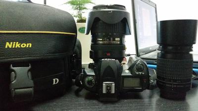 Nikon D70s套机加nikon18-200mm和28-100mm镜头低价转让