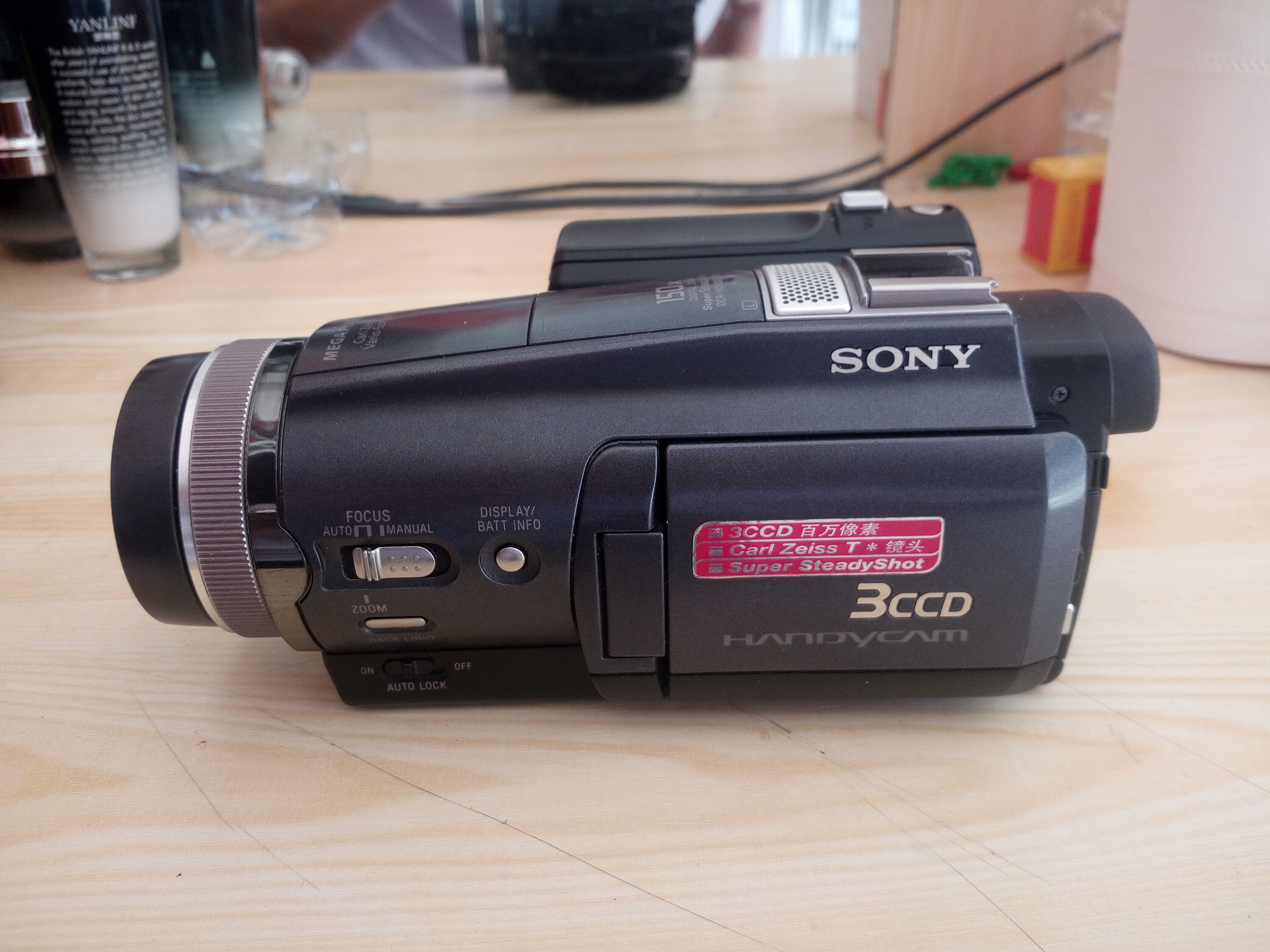索尼DSR-HC1000E准专业摄录机