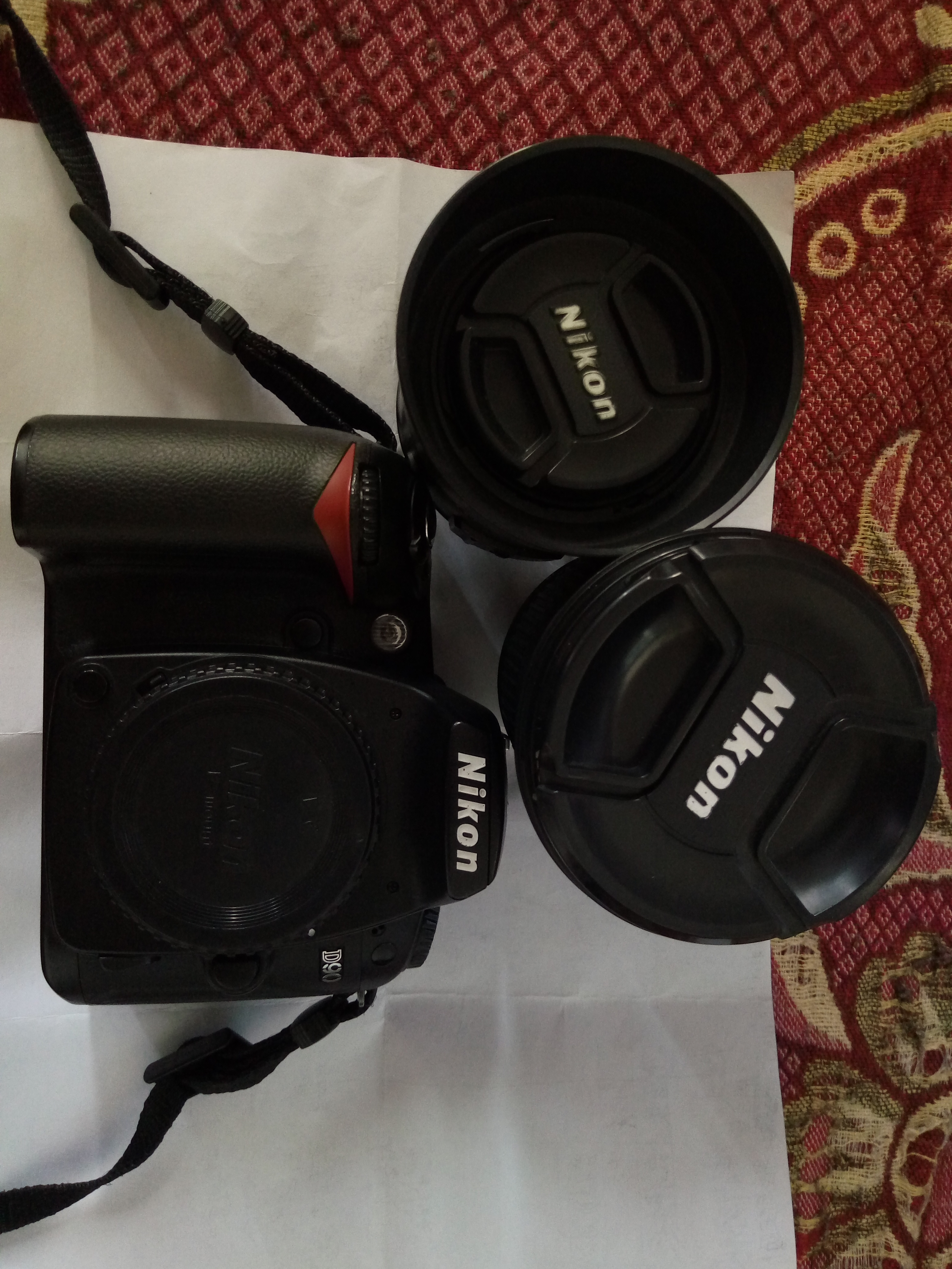 闲置尼康D90出售，含两颗镜头