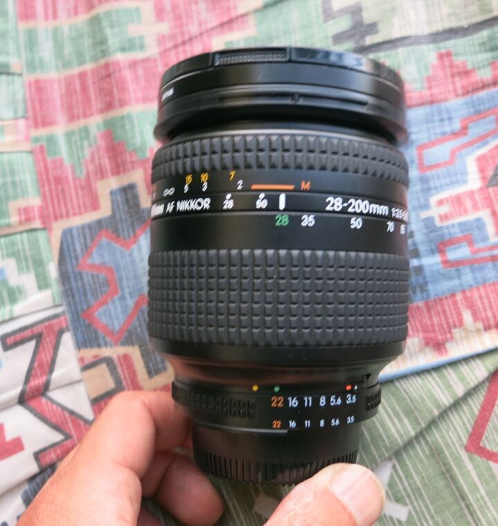 Nikon F5 单反相机 尼康28-200镜头