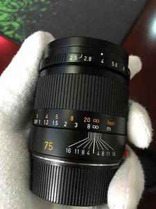 Leica Summarit-M 75 mm f/ 2.5