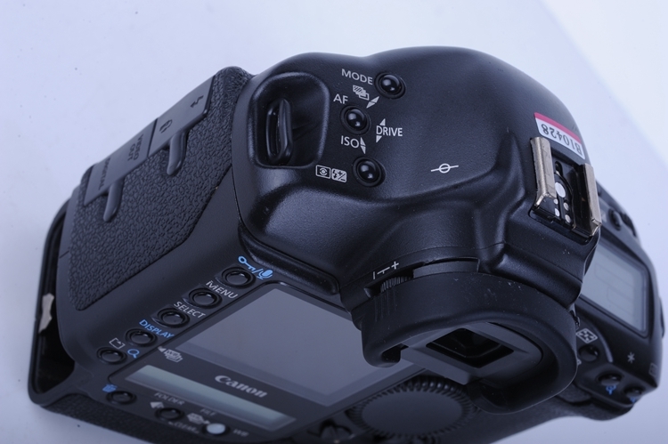 94新二手 canon佳能 1d2n 单机 小兔妞 (b10428)【京】