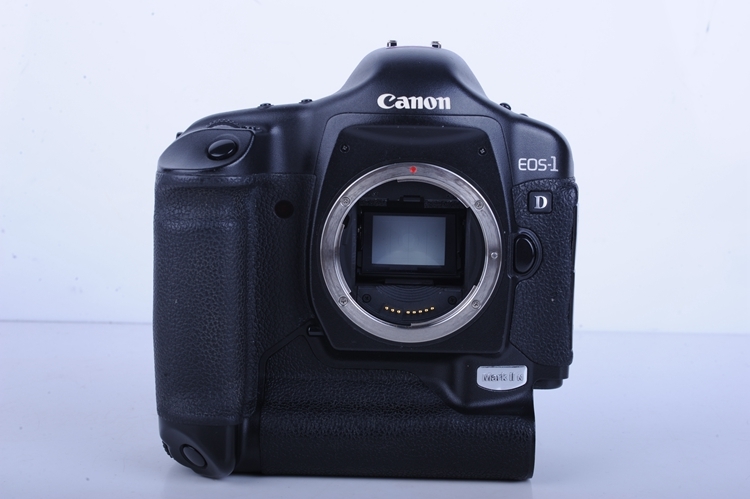 94新二手 canon佳能 1d2n 单机 小兔妞 (b10428)【京】