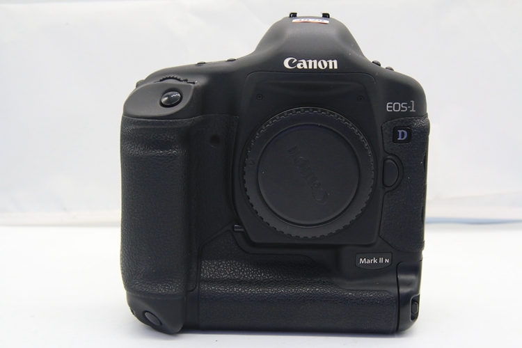 97新二手 canon佳能 1d2n 单机 小兔妞 (4879)【深】