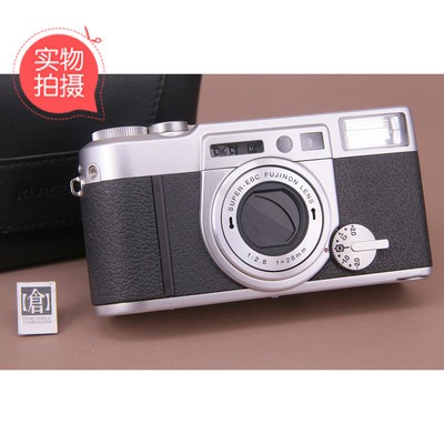 Fujifilm Klasse W （银黑色，带棕色皮套，北京当面交易）