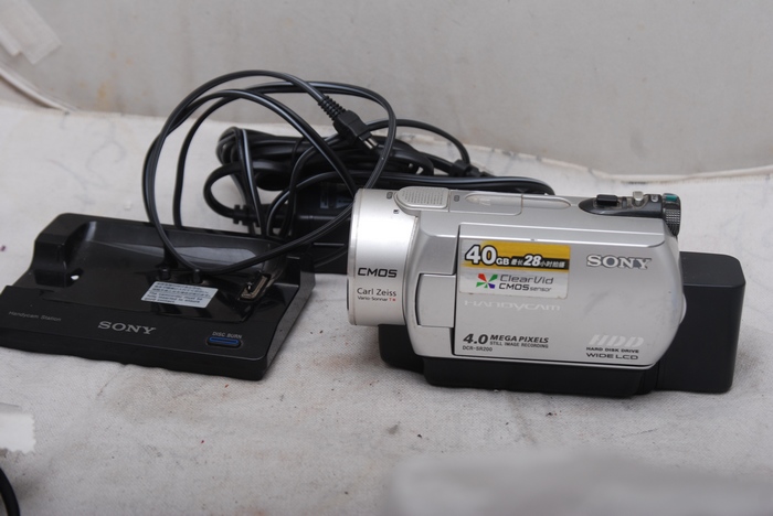 96新Sony/索尼 DCR-SR200E 摄像机（欢迎议价，支持交换）