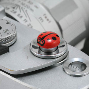 【三茂】可爱的相机专用快门按钮 （红、橙、白三色可选）日本制