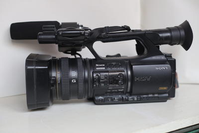 自用95成新索尼 HVR-Z5C专业手提摄像机 带HVR-MRC1 CF卡记录器套装 