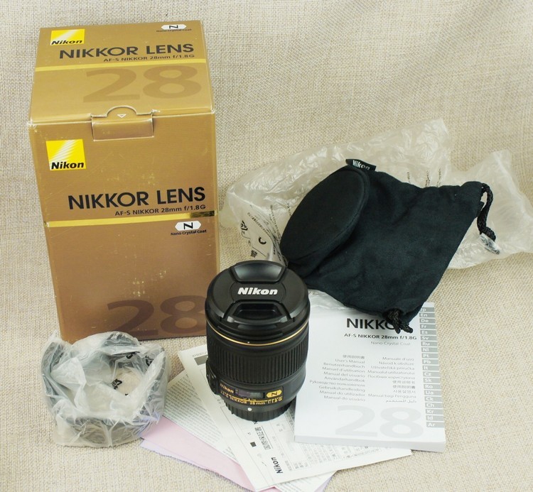 包顺丰 99新 尼康 AF-S 28/1.8 G 广角 带包装 遮光罩 实物拍摄