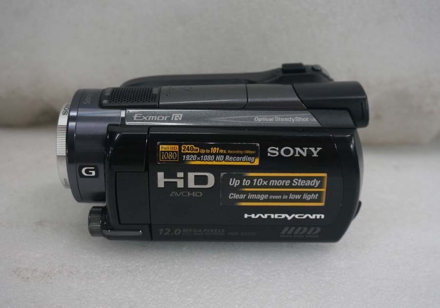 出一台SONY XR520E摄像机！