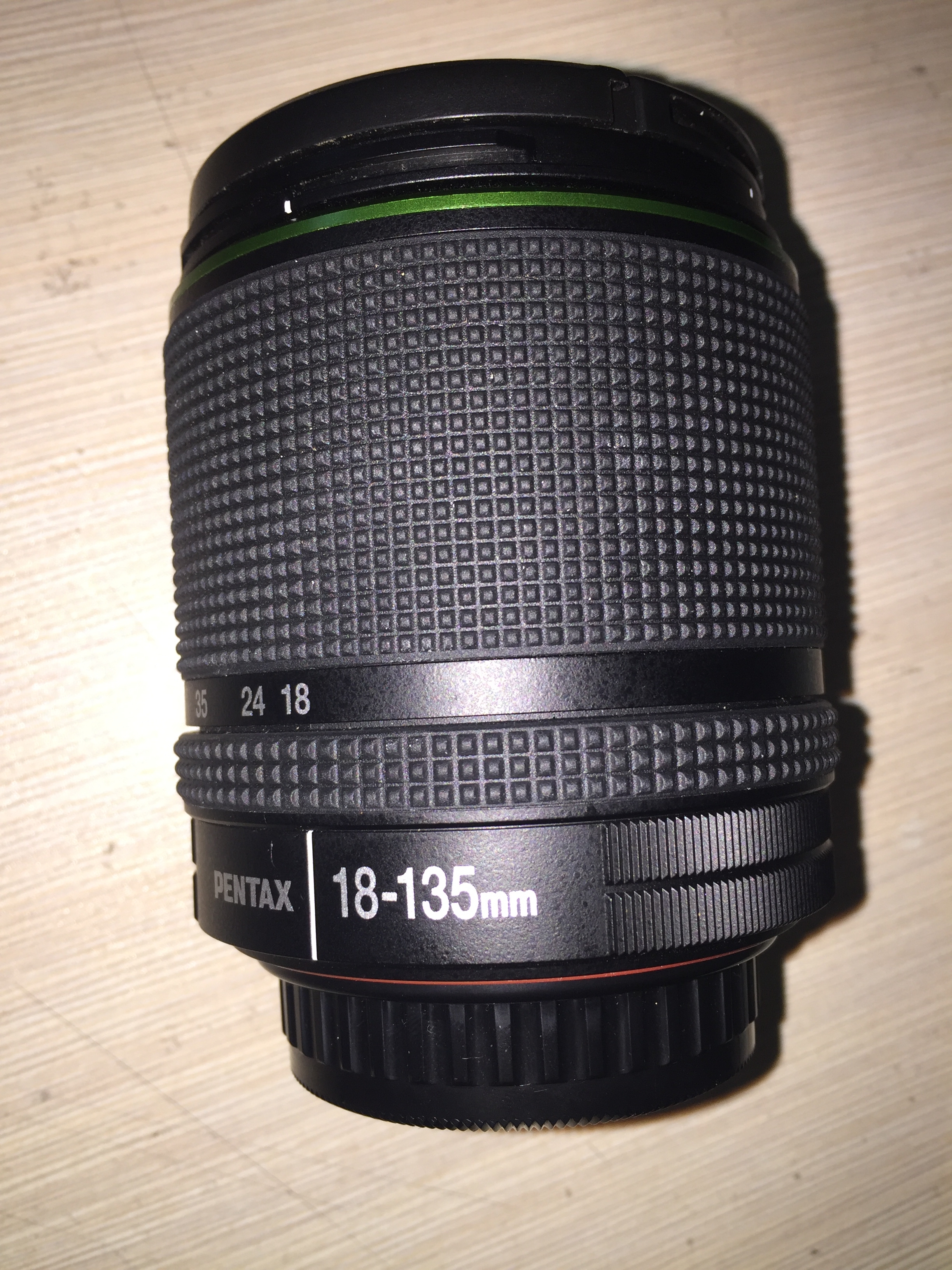  Pentax DA 18-135mm green circle lens