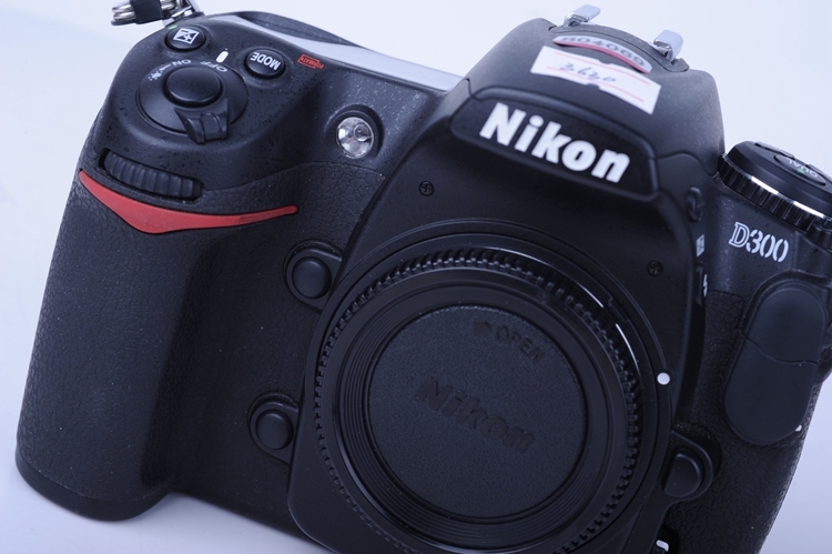 98新 尼康 d300 中端单反 快门3600多次(b04069)【京】【带包装】