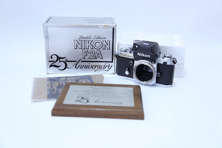 NIKON 尼康 F2A 25周年镶银纪念机 带包装盒