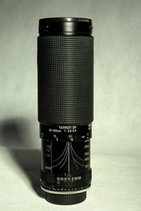 腾龙60-300mm f3.8-5.4 百搭口，带1：2微距