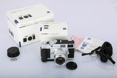 全套 Zeiss Ikon ZM Body + 50mm f2.0镜头+原装手柄+所有的盒子和说明书