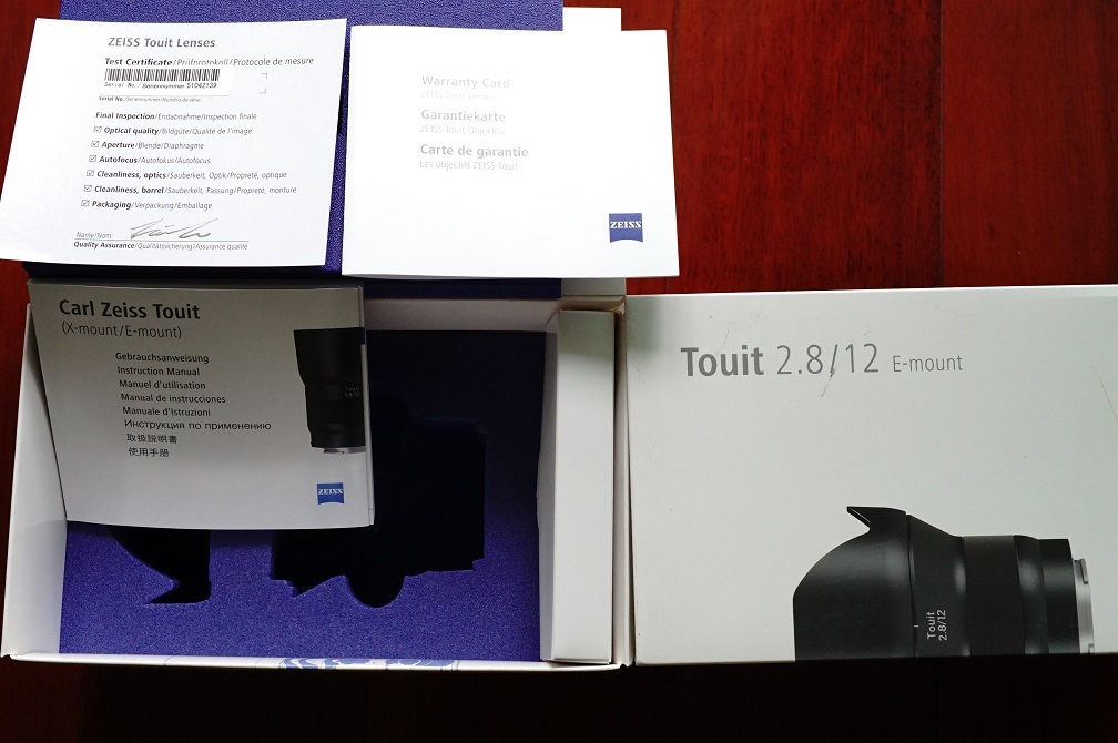 卡尔·蔡司 Touit 32mm f/1.8（索尼E卡口）