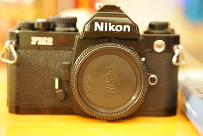 出售到手不久的Nikon FM2 带35F2镜头