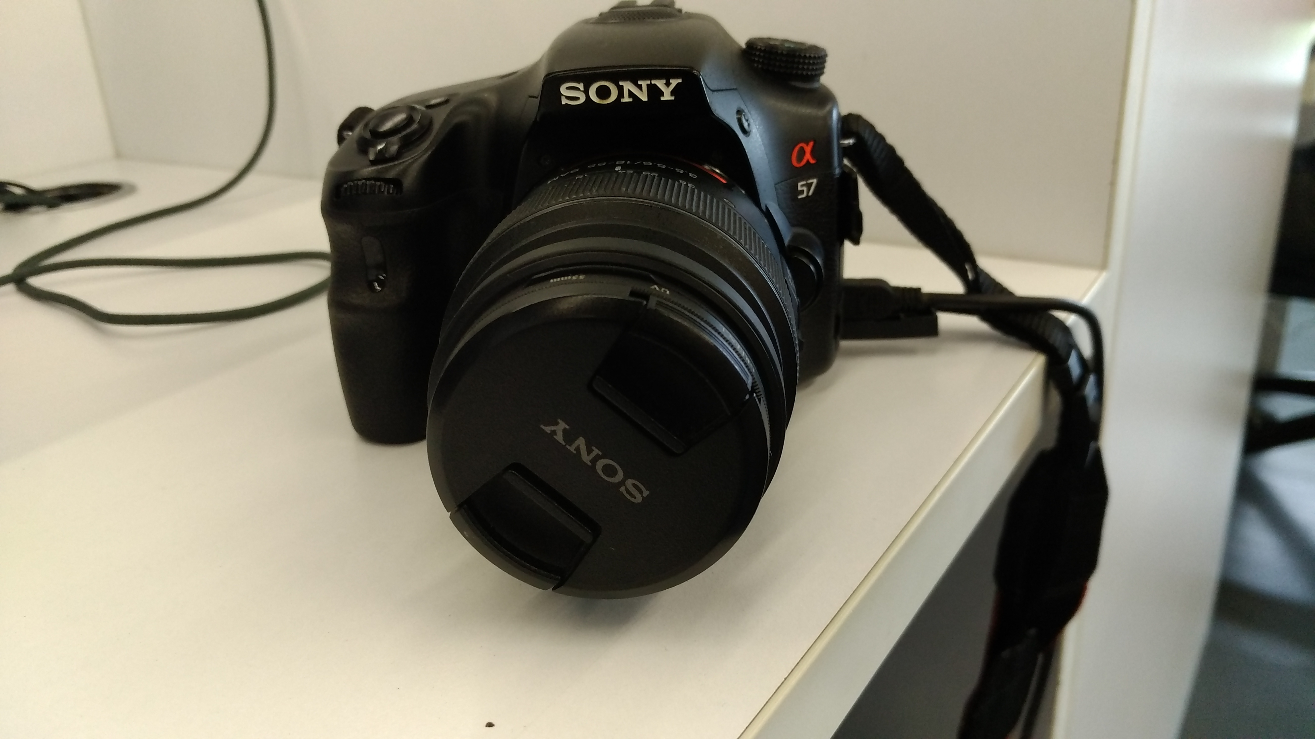 索尼 A57机身+N50镜头（18-55mm，f/3.5-5.6）