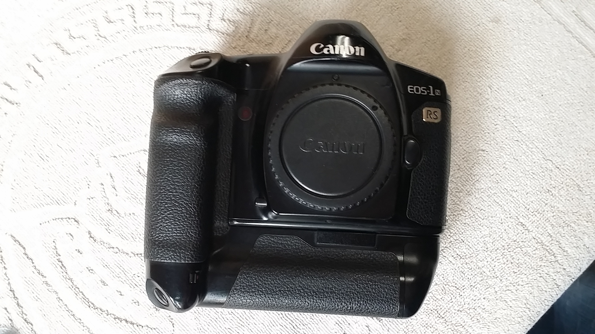 佳能 EOS1N RS、1N、50E、300等11个胶片相机，价格80-1850元