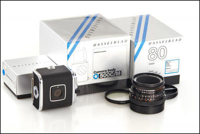哈苏 Hasselblad 500C/M + 80/2.8 CF + A12 新品（机身未拆封）