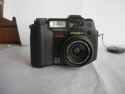 奥林巴斯 C5050 Zoom经典相机，1.8大CCD,成像好，收藏使用