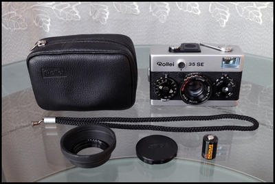 Rollei 35SE，带原厂皮套、相机手带、遮光罩、电池