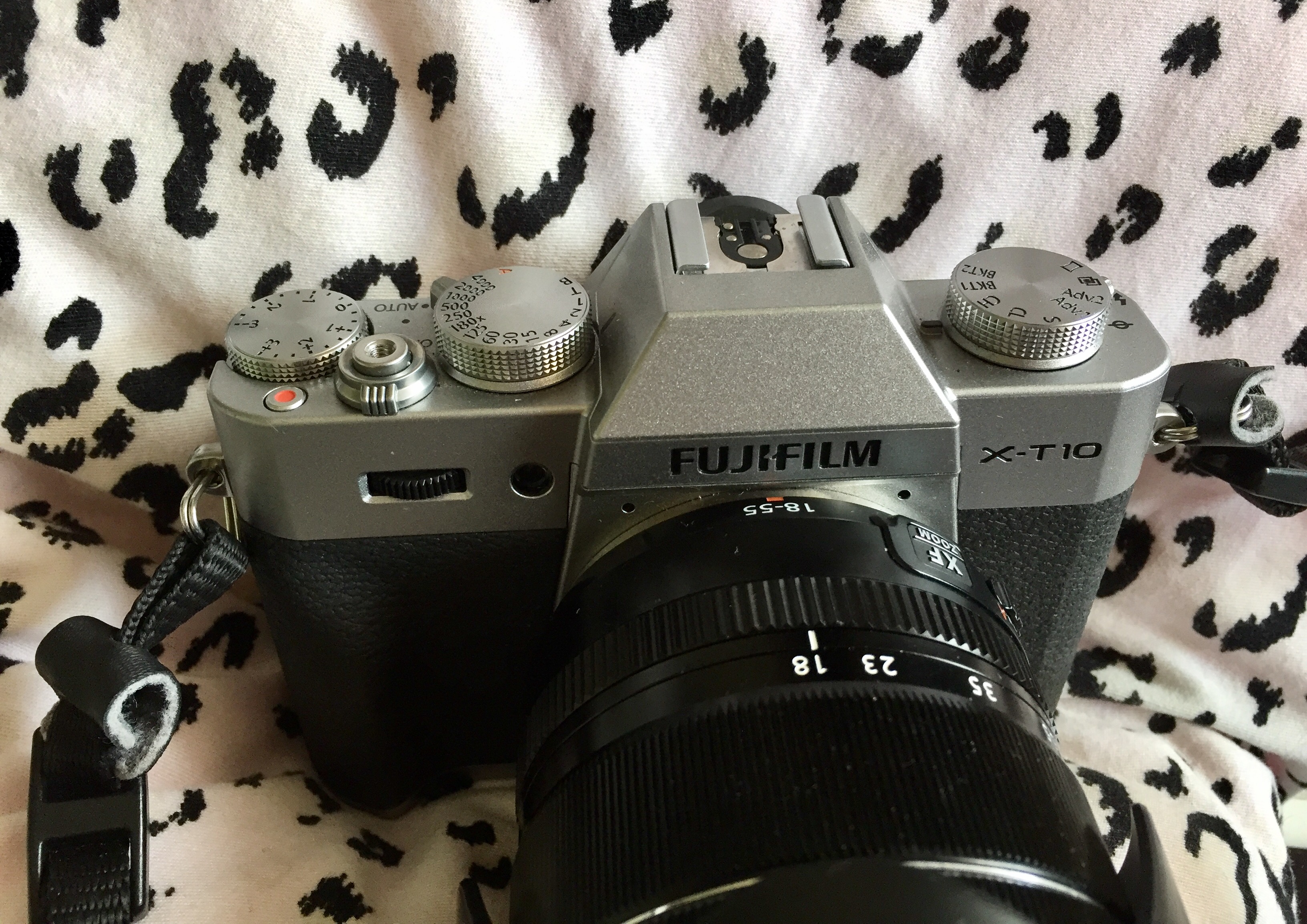 日本购入 fujifilm富士 xt10 镜头18-55 95新