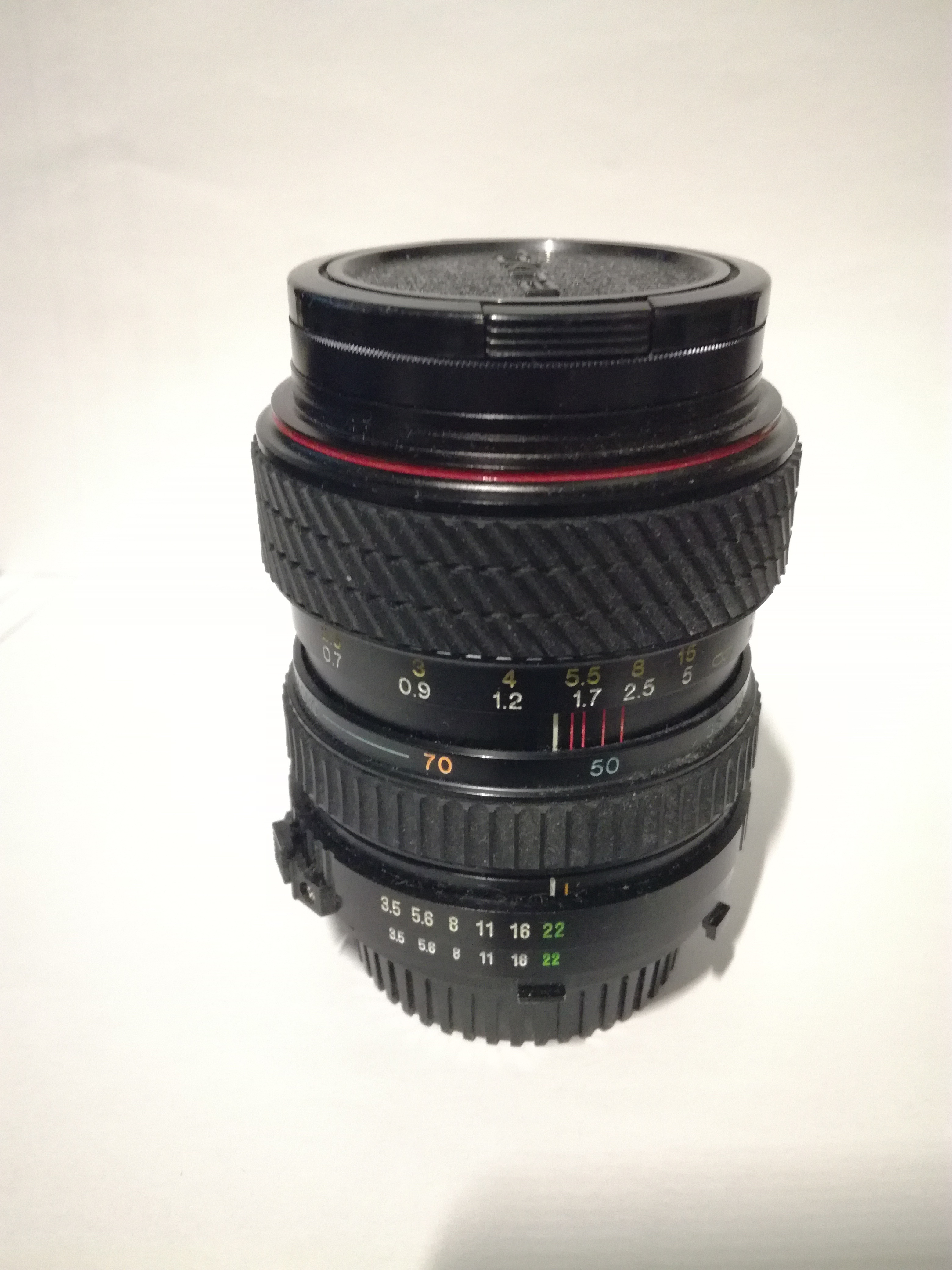 腾龙28-70mm f3.5-4.5手动镜头MD口