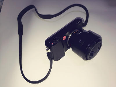 Leica/徕卡T 莱卡 T 18-56套机 Typ701 ,原装电池；B+W  UV镜；