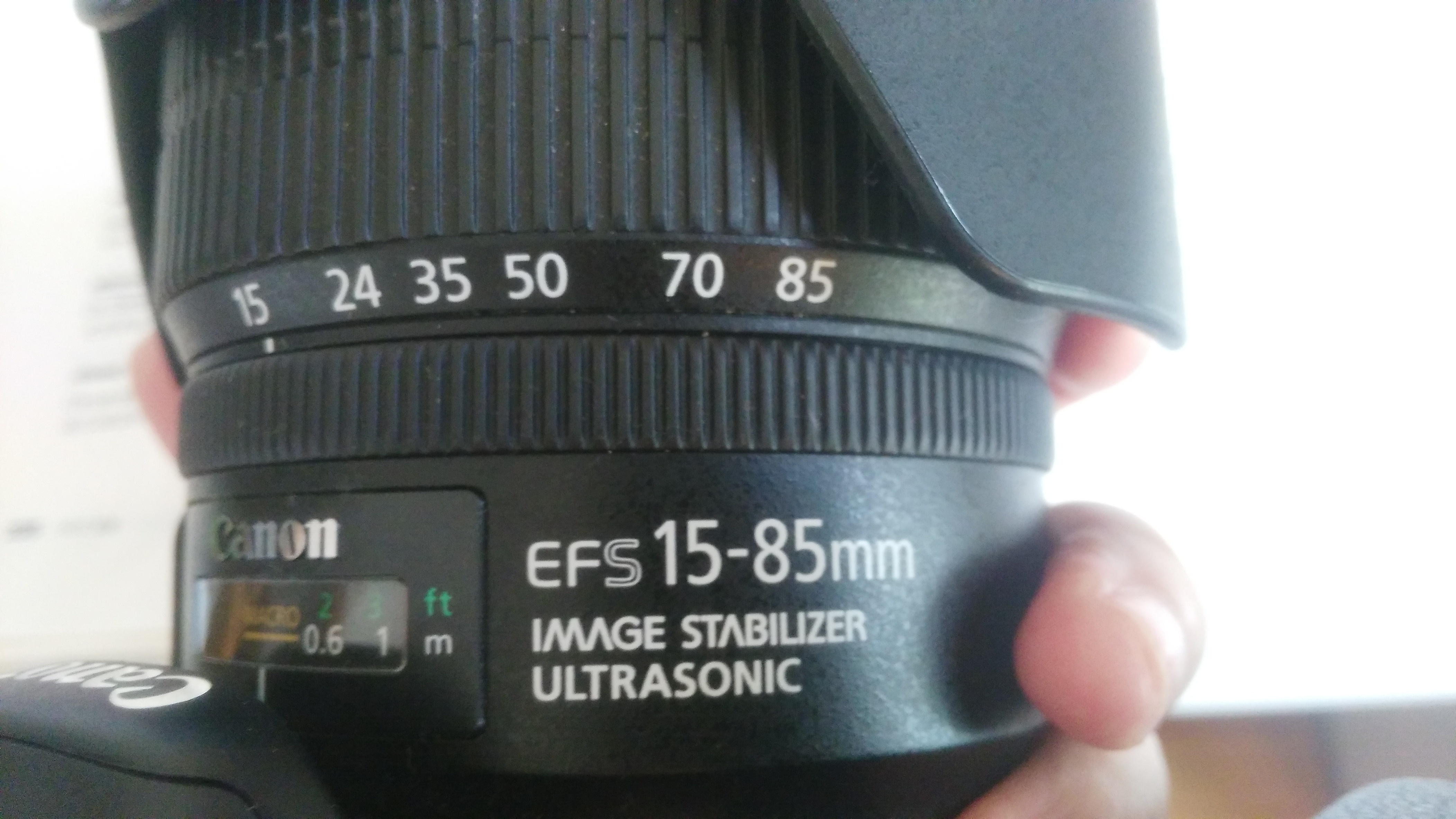 佳能 EF-S 15-85mm f/3.5-5.6 IS USM