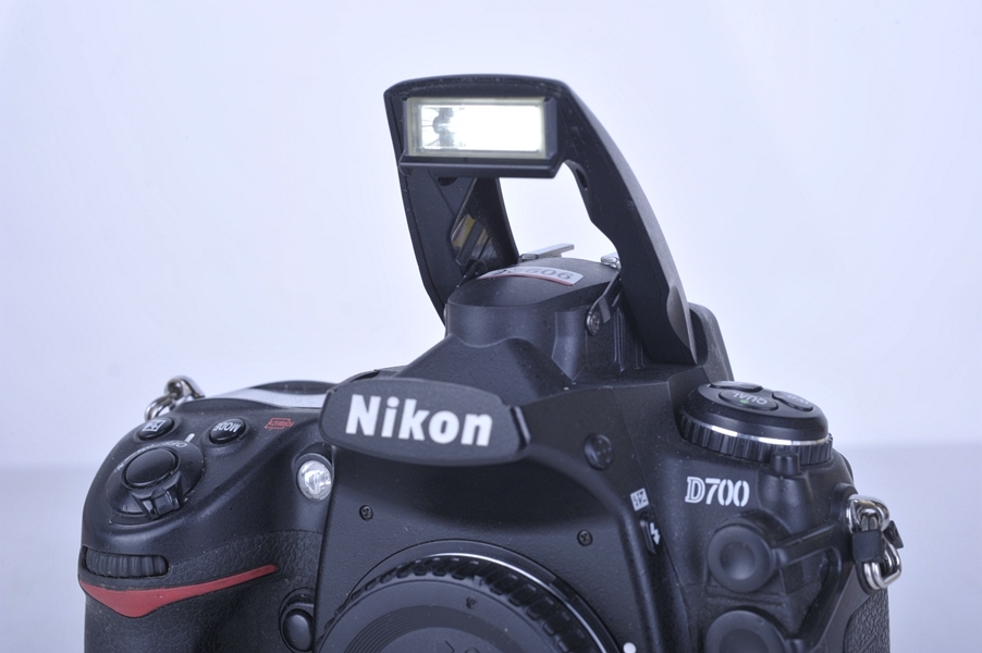 92新二手nikon尼康 d700 單機 快門8700多次 (23606) 【京】