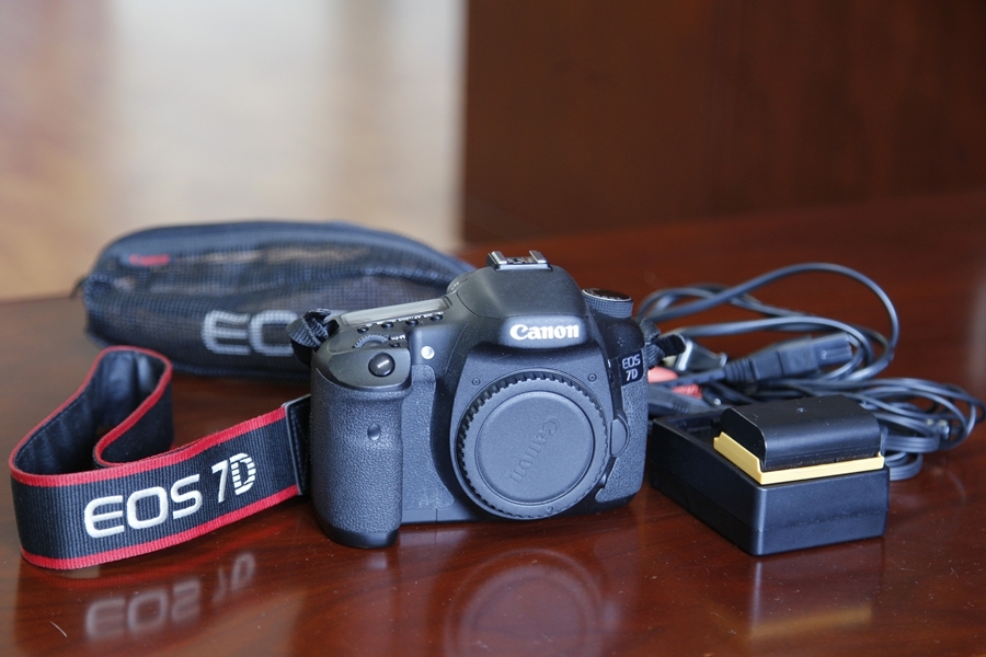 佳能 EOS 7D相机+适马镜头