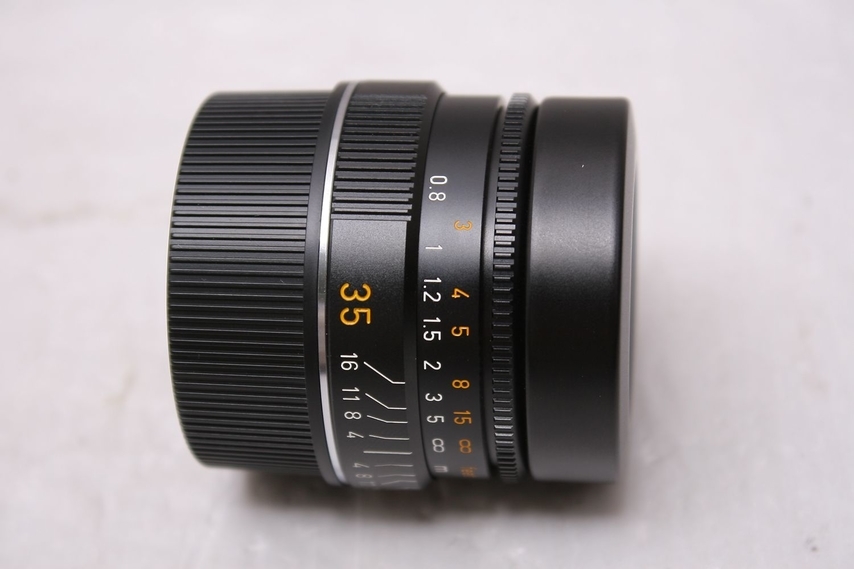 Leica Summarit-M 35 mm f/ 2.5